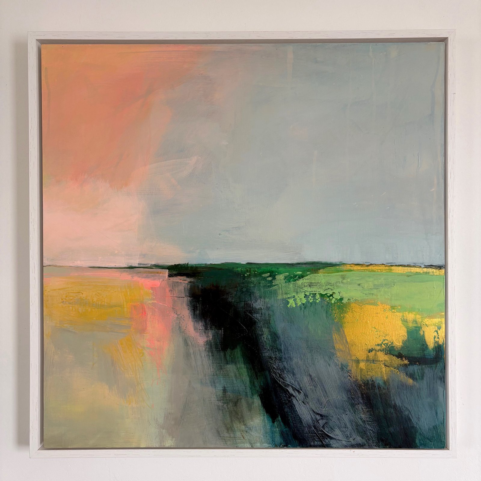 "Evanescent Iridescence"